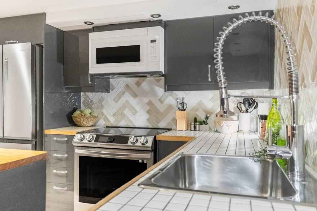 Magnificent 2Br Apartment Fully Equipped Montréal Extérieur photo